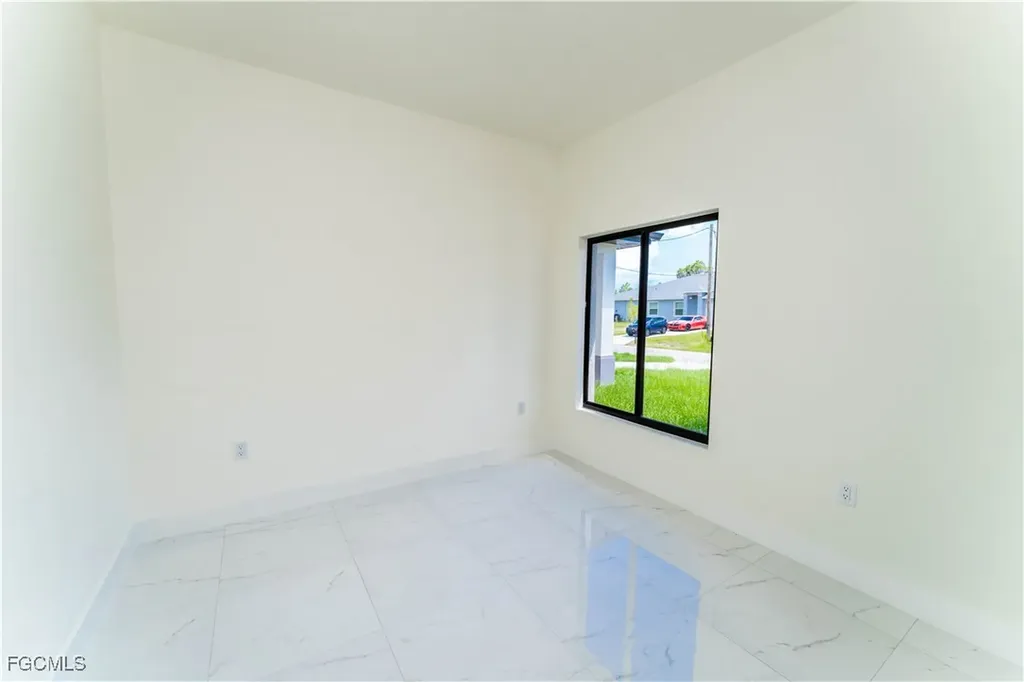 4706 27th Street SW Lehigh Acres FL 33973