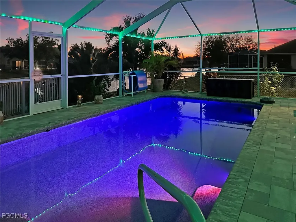 522 SE 4th Street Cape Coral FL 33990