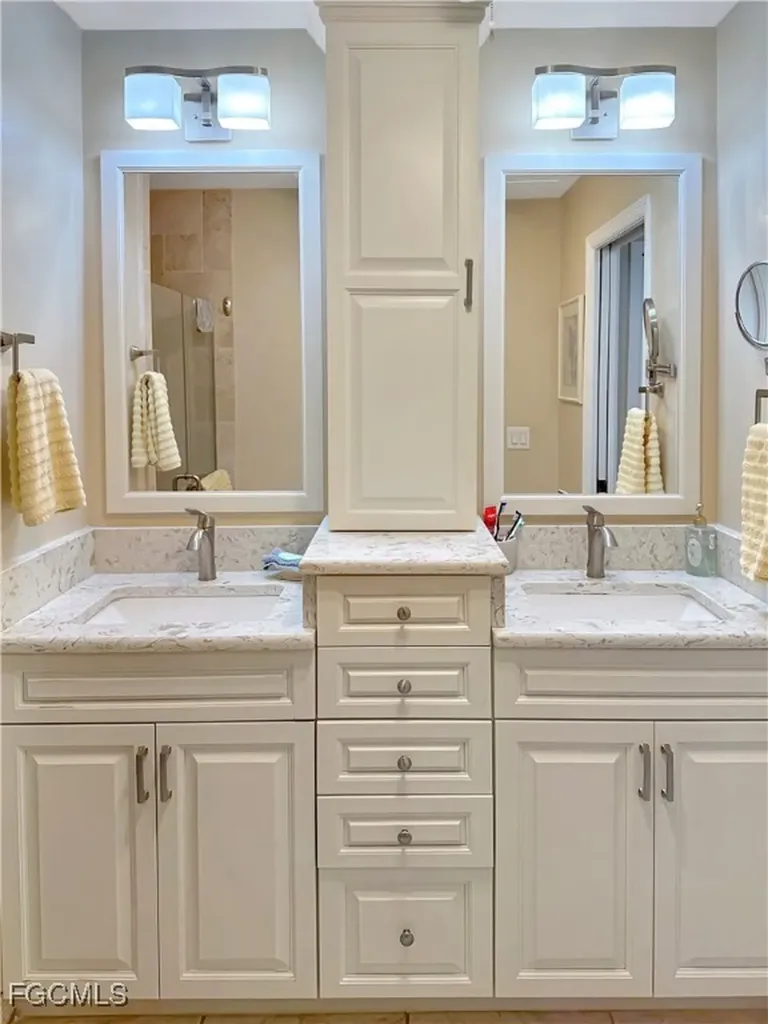 522 SE 4th Street Cape Coral FL 33990