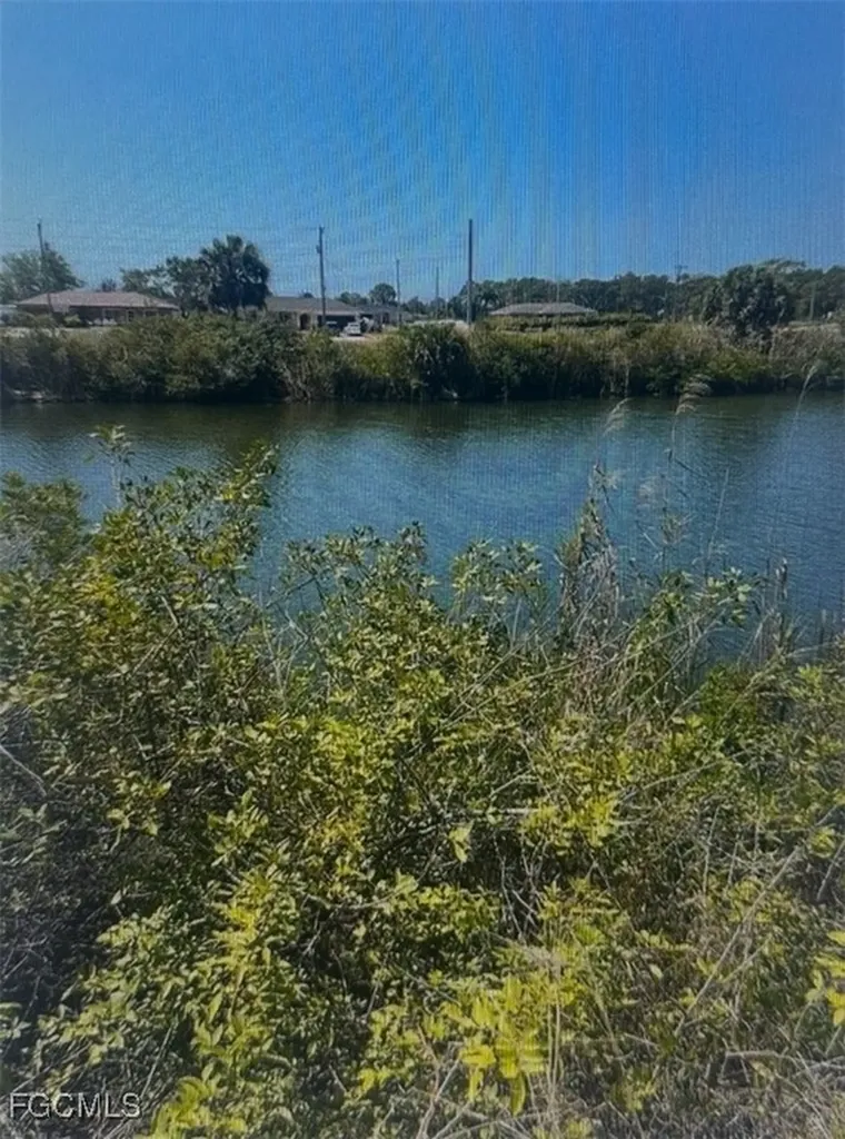 2312 NW 25th Terrace Cape Coral FL 33993