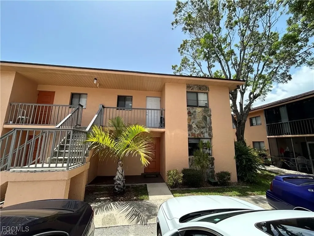 2690 Park Windsor Drive Fort Myers FL 33901