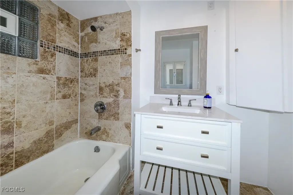 3510 E Riverside Drive Fort Myers FL 33916