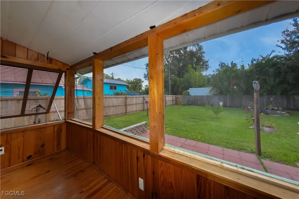 3510 E Riverside Drive Fort Myers FL 33916