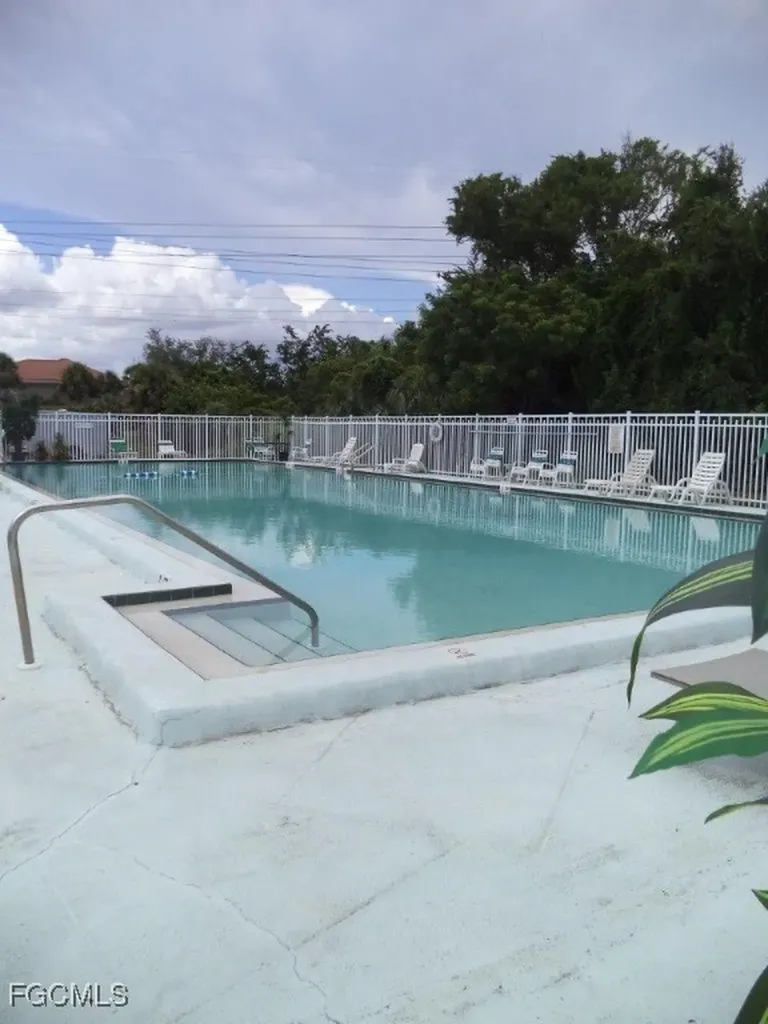 Fort Myers FL 33919