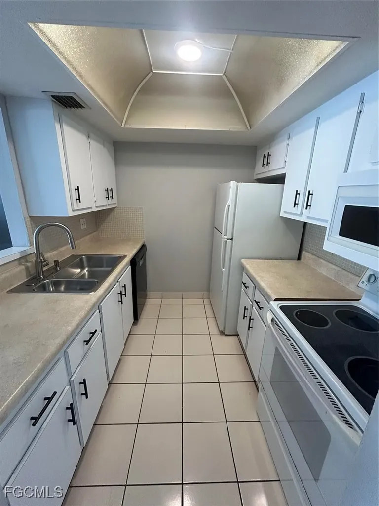 3706 Broadway Fort Myers FL 33901