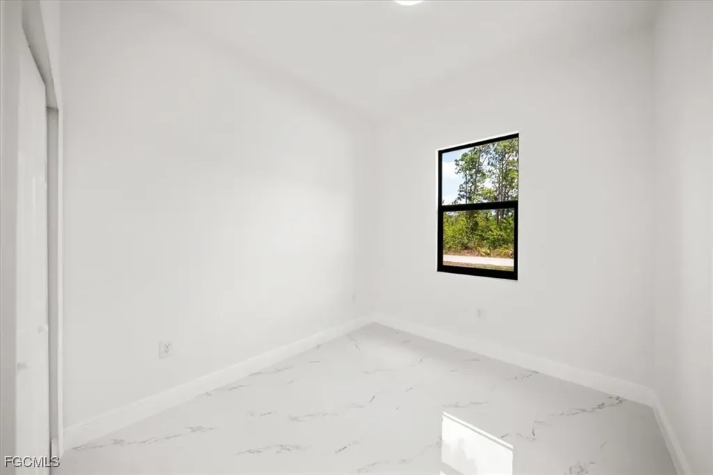 1262 Bowles Avenue Fort Myers FL 33913