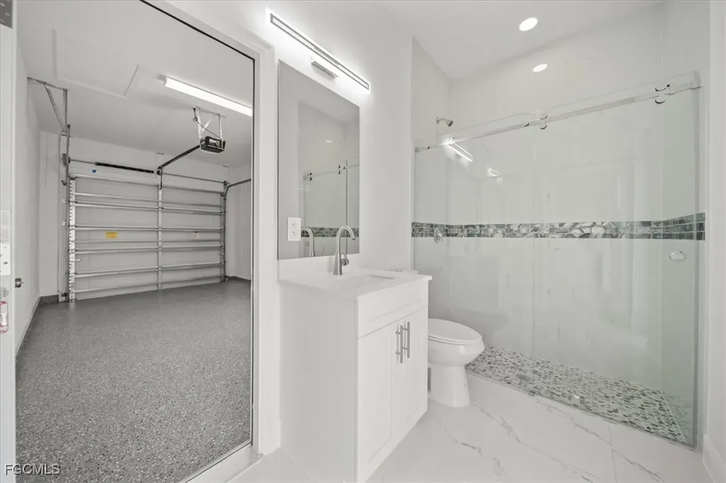 1262 Bowles Avenue Fort Myers FL 33913