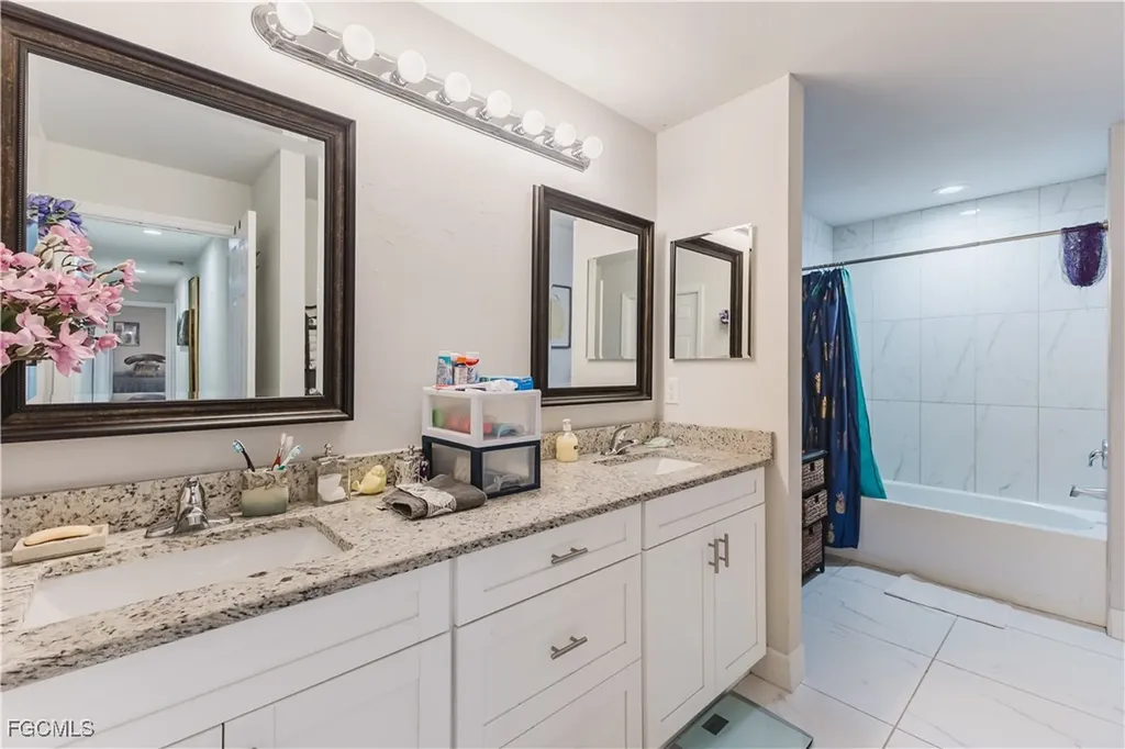 6131 Arbor Avenue Fort Myers FL 33905