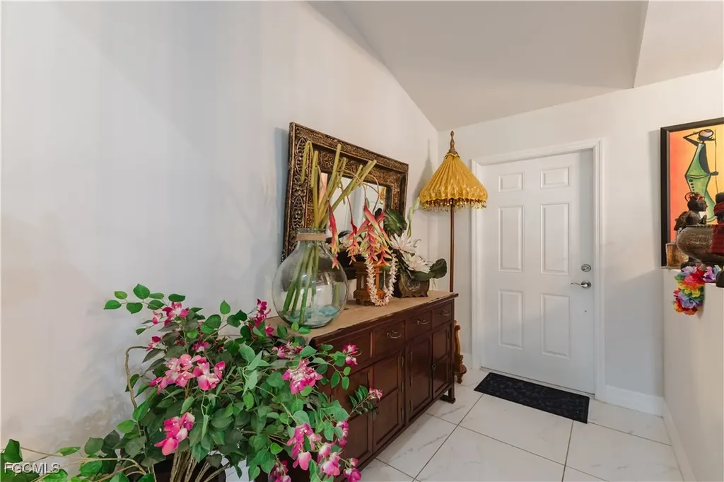 6131 Arbor Avenue Fort Myers FL 33905