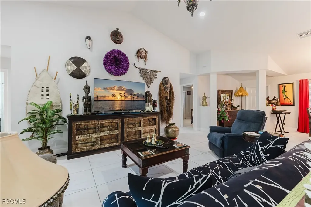 6131 Arbor Avenue Fort Myers FL 33905