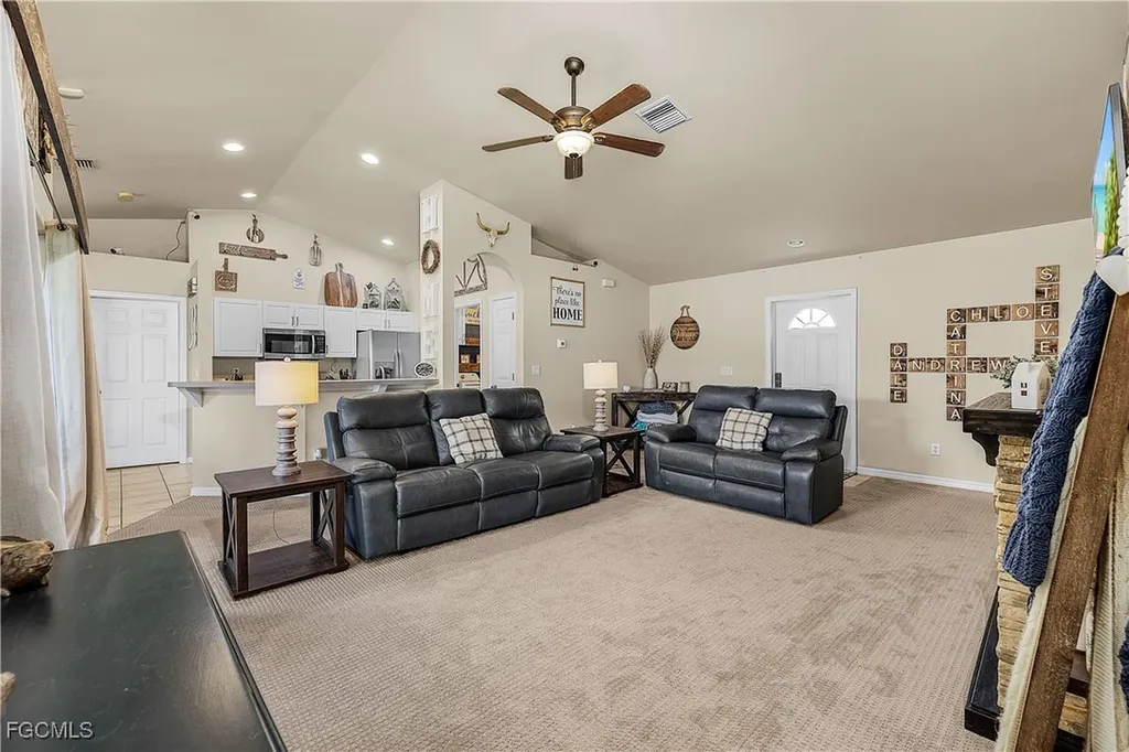 2029 Savona Parkway W Cape Coral FL 33914
