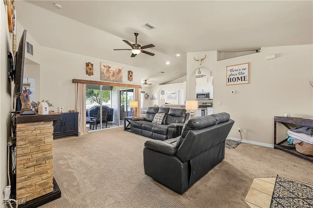 2029 Savona Parkway W Cape Coral FL 33914