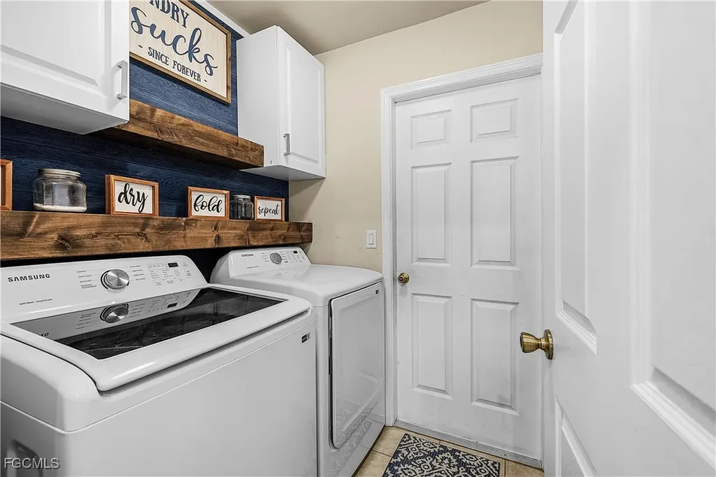 2029 Savona Parkway W Cape Coral FL 33914