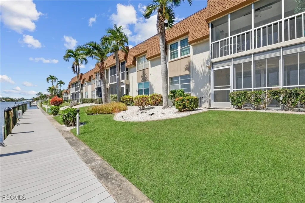 4116 SE 19th Avenue Cape Coral FL 33904