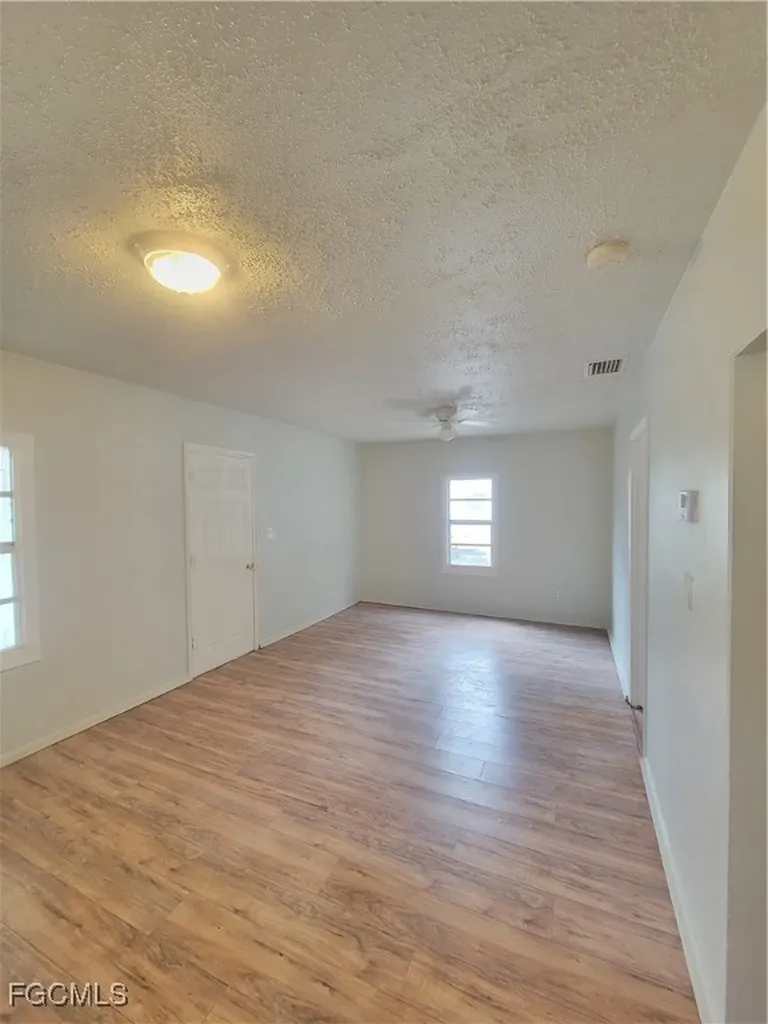 2816 Central Avenue Fort Myers FL 33901