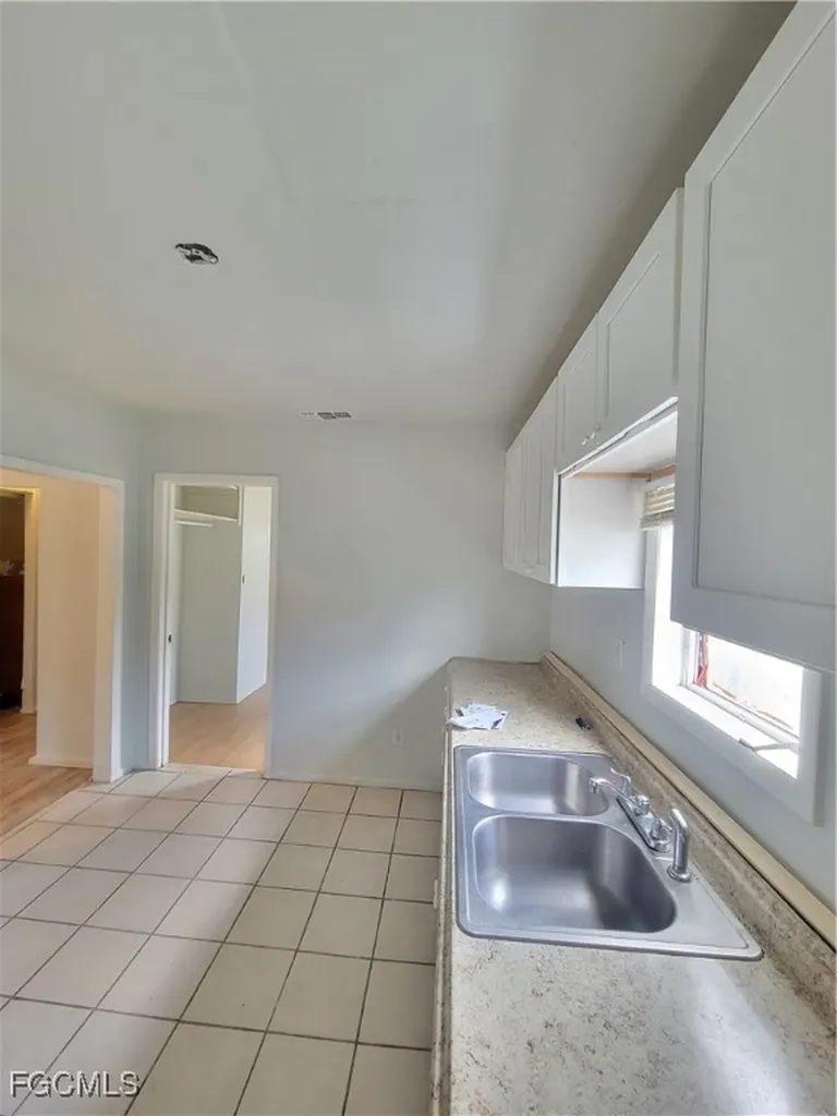 2816 Central Avenue Fort Myers FL 33901