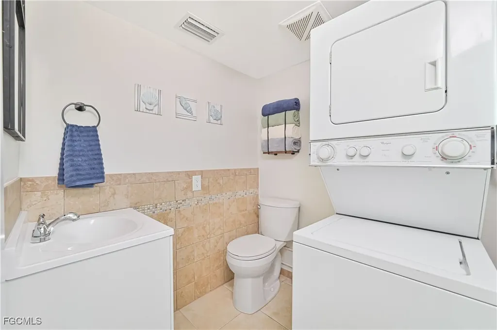 2500 Harbor View Drive Matlacha FL 33993
