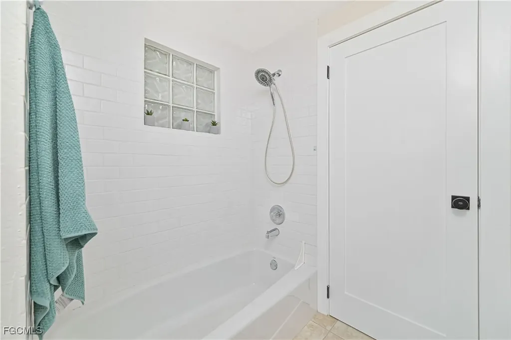 2500 Harbor View Drive Matlacha FL 33993
