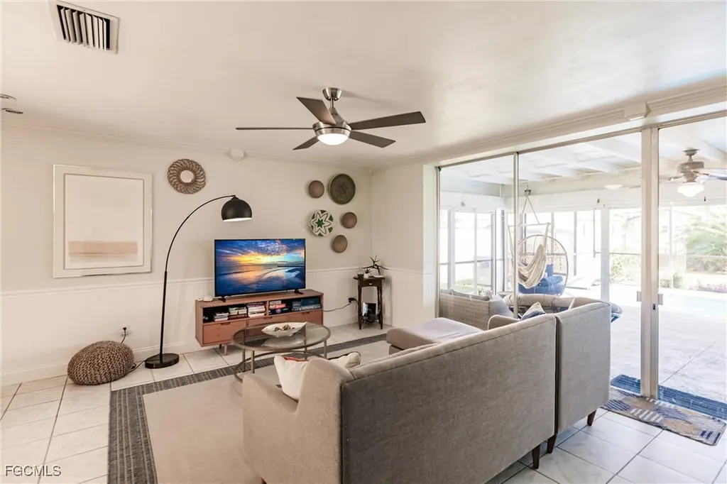 1437 Vendome Court Cape Coral FL 33904