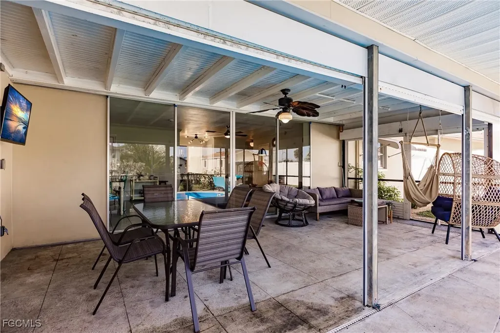 1437 Vendome Court Cape Coral FL 33904