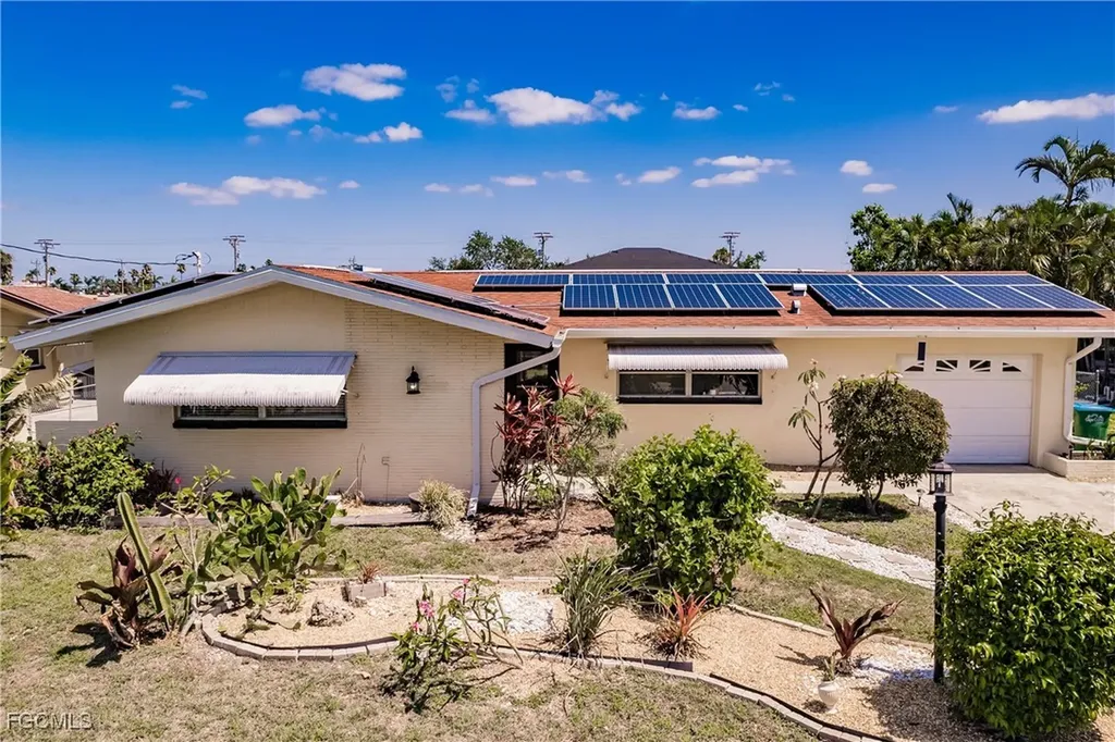 1437 Vendome Court Cape Coral FL 33904