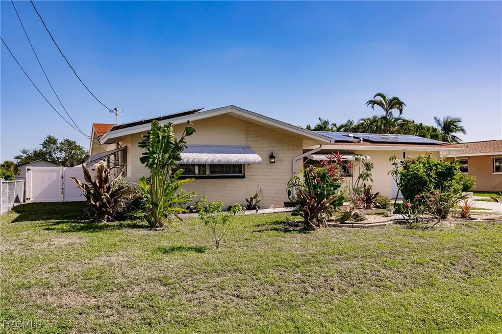 1437 Vendome Court Cape Coral FL 33904