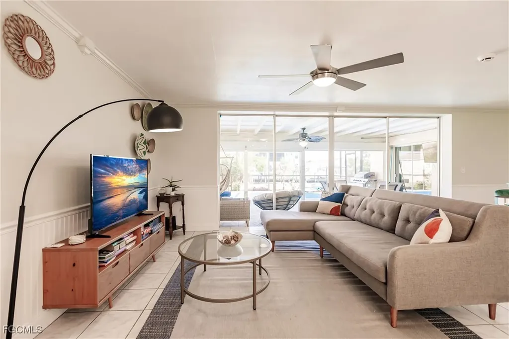 1437 Vendome Court Cape Coral FL 33904