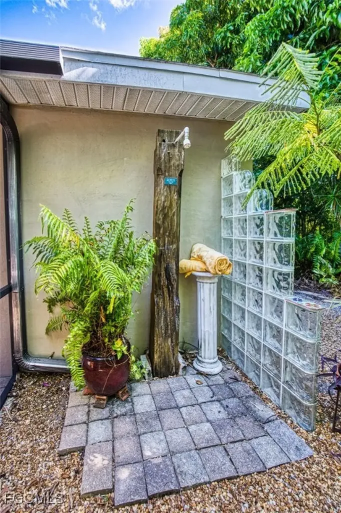 408 Prather Drive Fort Myers FL 33919