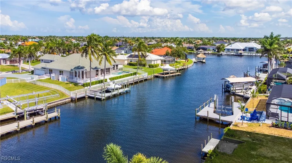 5216 SW 22nd Place Cape Coral FL 33914