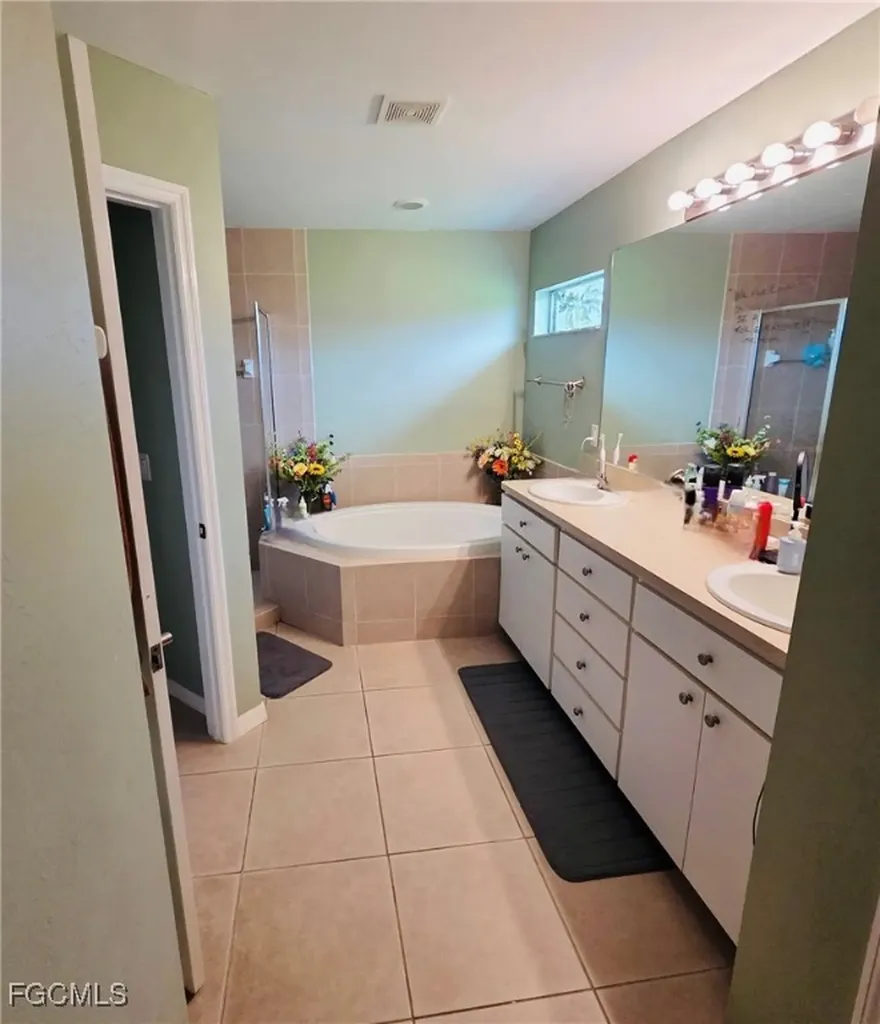 1139 SW 18th Avenue Cape Coral FL 33991