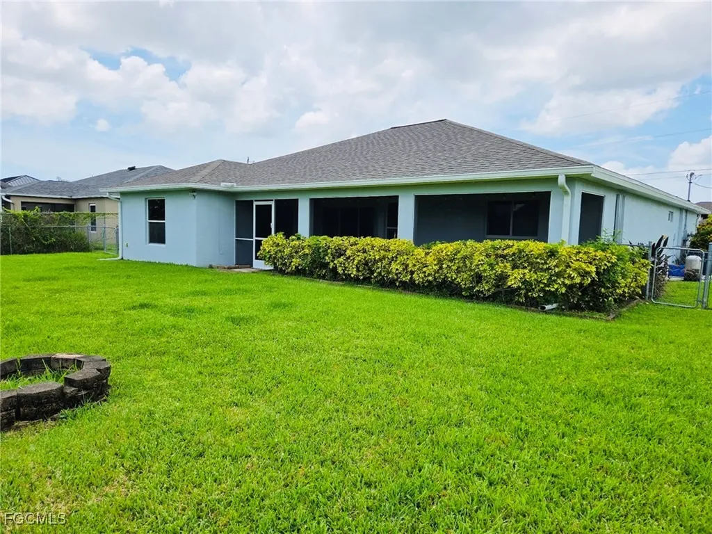 1139 SW 18th Avenue Cape Coral FL 33991
