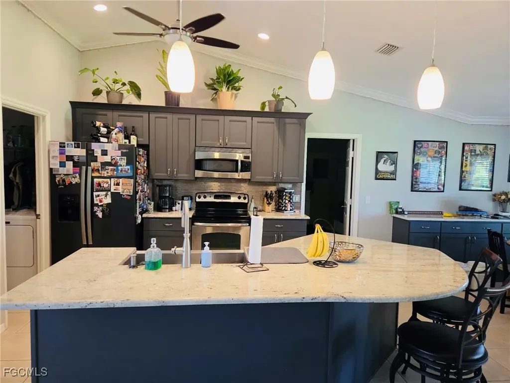 1139 SW 18th Avenue Cape Coral FL 33991