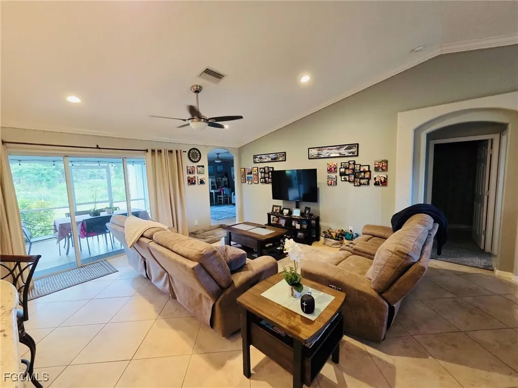1139 SW 18th Avenue Cape Coral FL 33991