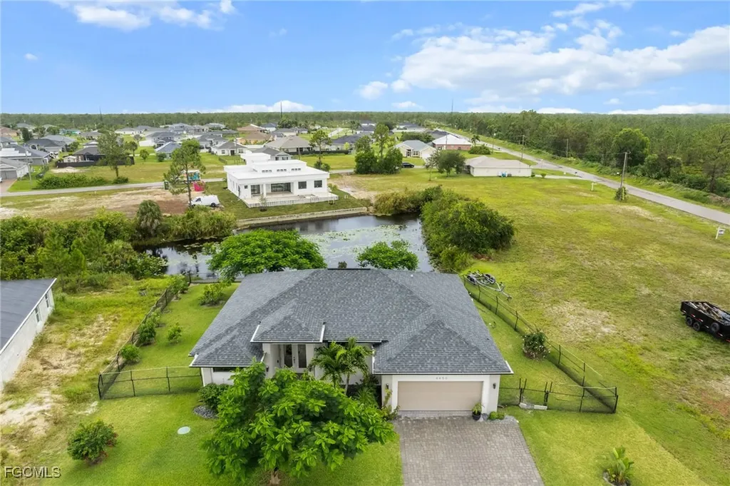4450 Connection Avenue Cape Coral FL 33909