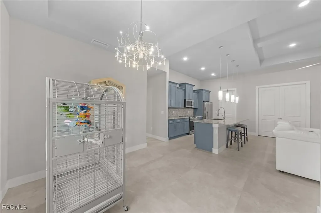 4450 Connection Avenue Cape Coral FL 33909