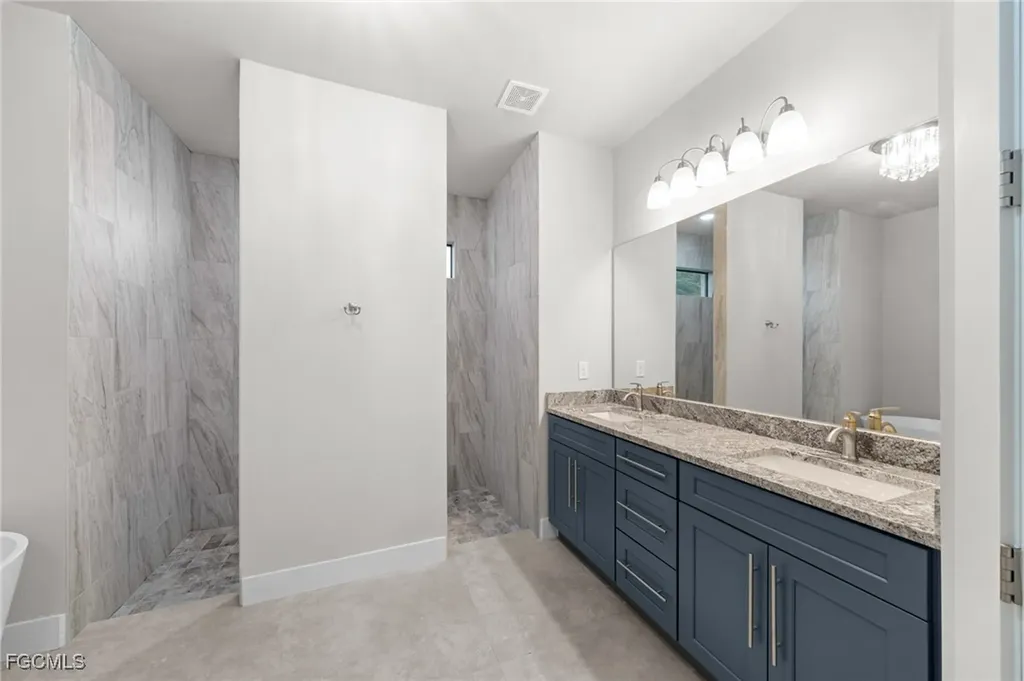 4450 Connection Avenue Cape Coral FL 33909