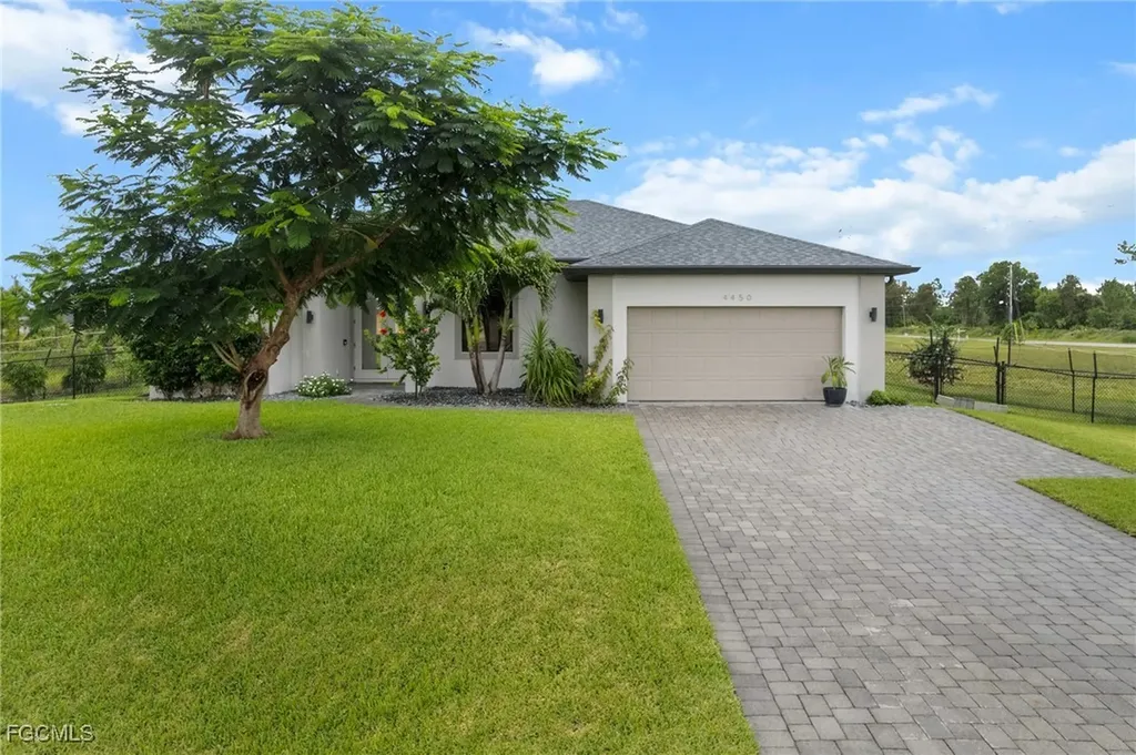 4450 Connection Avenue Cape Coral FL 33909
