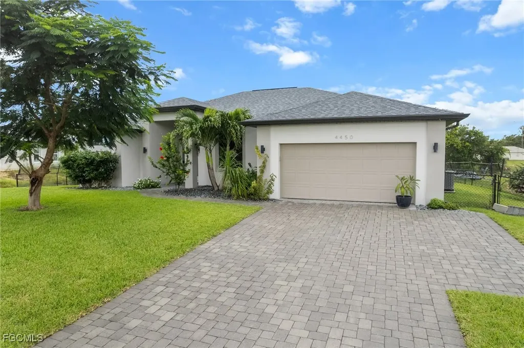 4450 Connection Avenue Cape Coral FL 33909