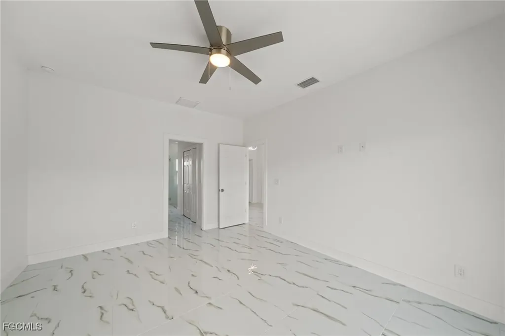 2020 NE Juanita Place Cape Coral FL 33909