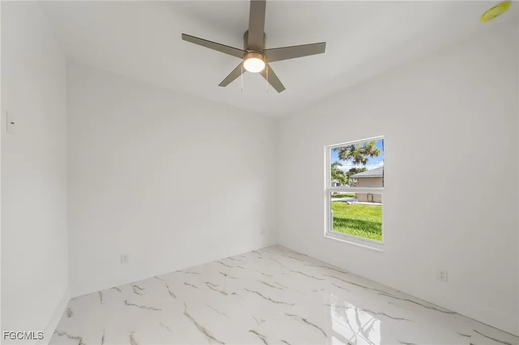 2020 NE Juanita Place Cape Coral FL 33909