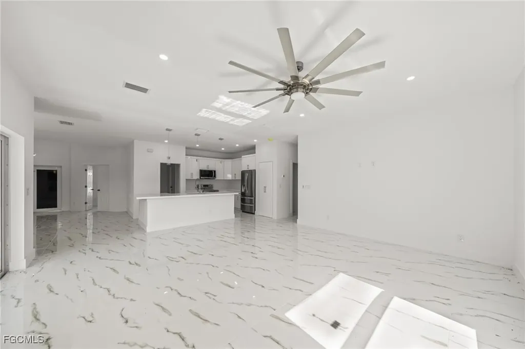 2020 NE Juanita Place Cape Coral FL 33909