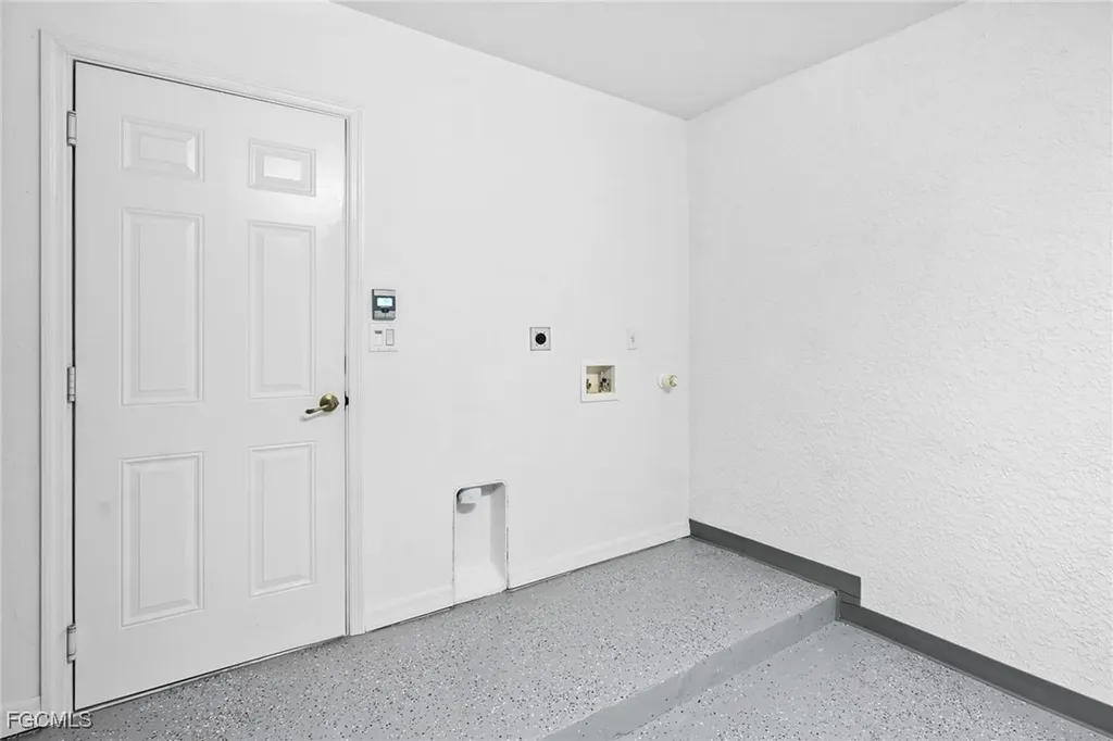 3339 Dandolo Circle Cape Coral FL 33909