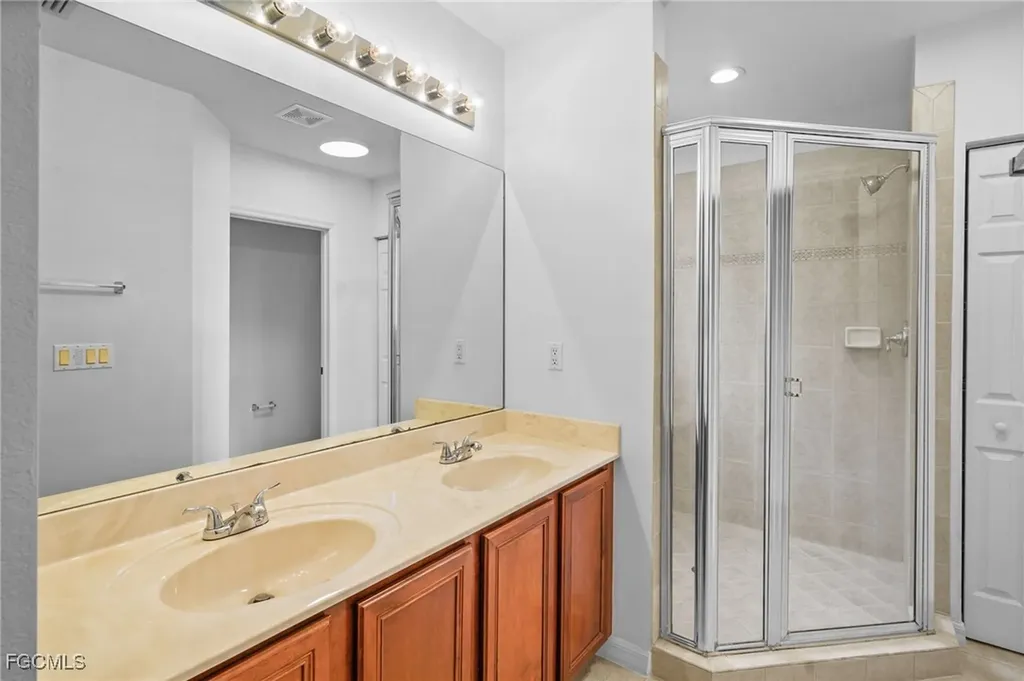 3339 Dandolo Circle Cape Coral FL 33909