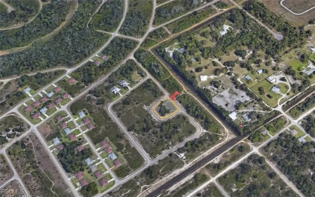 660 Whitmore Loop Lehigh Acres FL 33972