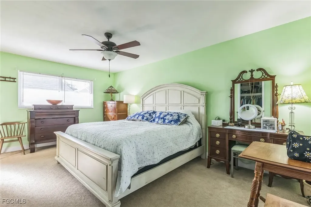 1322 SE 42nd Street Cape Coral FL 33904