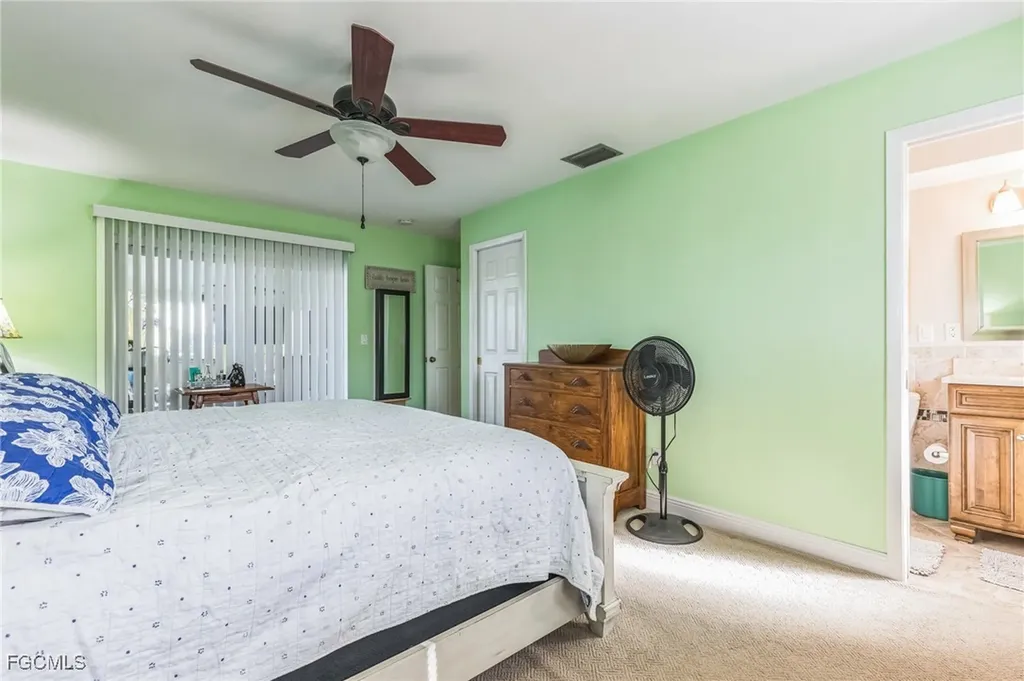 1322 SE 42nd Street Cape Coral FL 33904