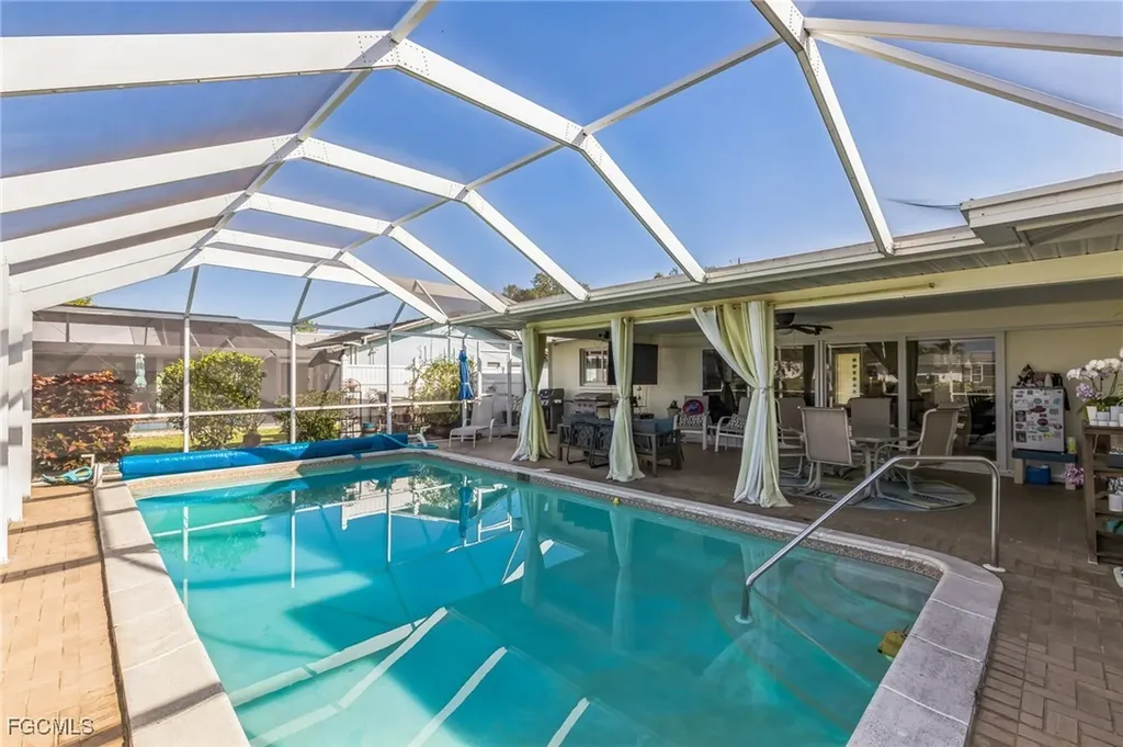 1322 SE 42nd Street Cape Coral FL 33904