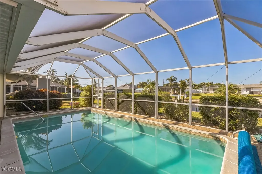 1322 SE 42nd Street Cape Coral FL 33904