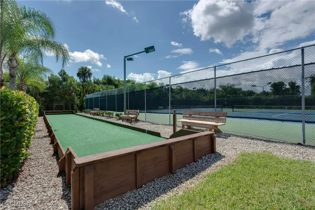 5647 Foxlake Drive North Fort Myers FL 33917