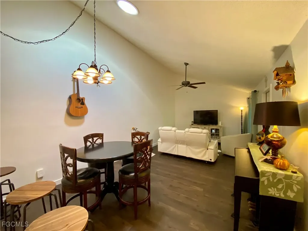 5647 Foxlake Drive North Fort Myers FL 33917